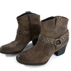 Born Slater Antracite distressed boot size 8